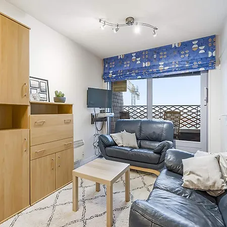 Appealing With Terrace *