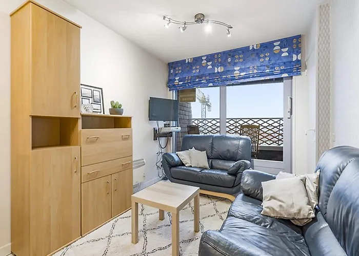 Appealing With Terrace *